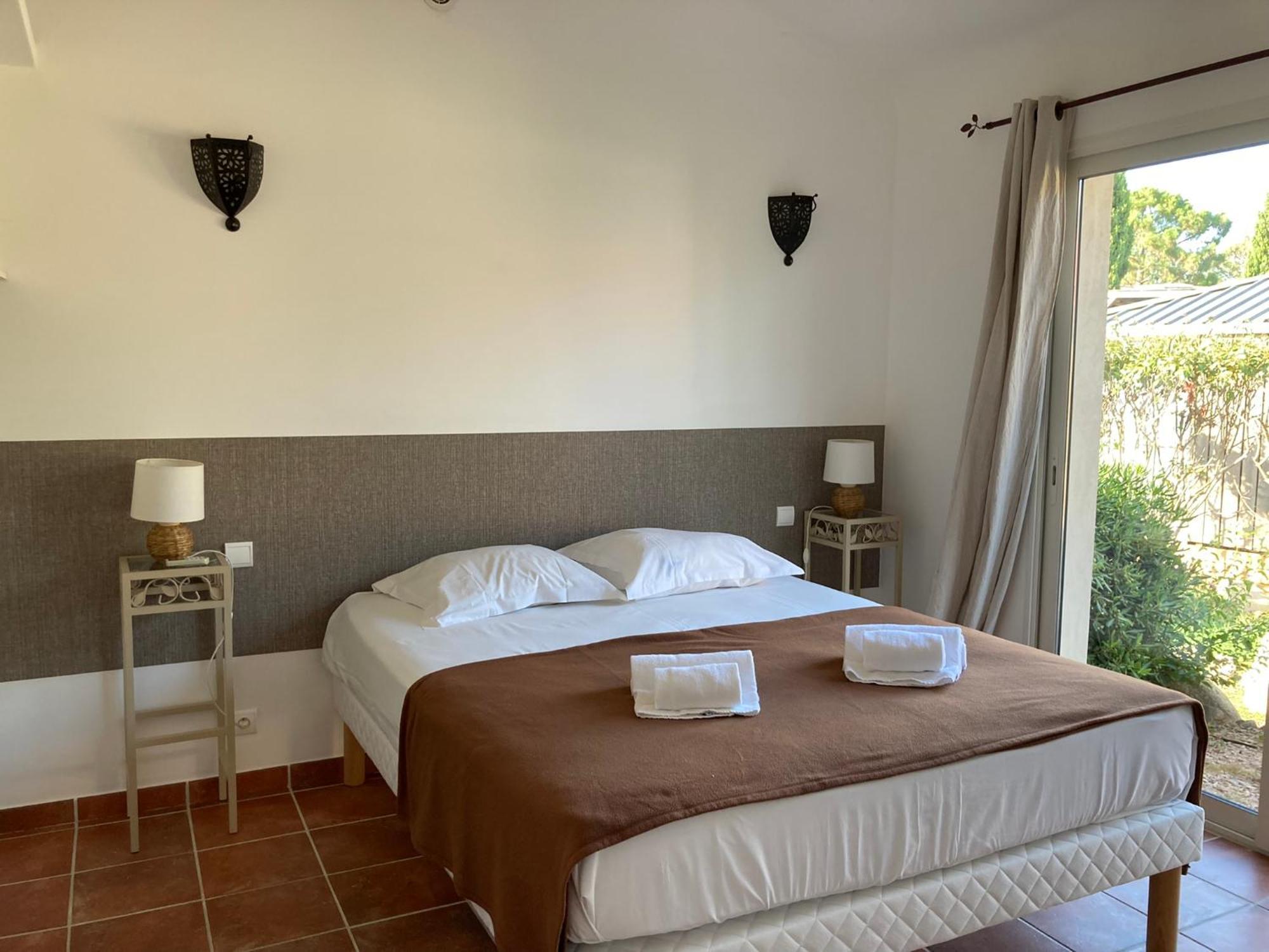 Villas Cala Corsa - 3 Et 4 Chambres - Cala Rossa Porto-Vecchio - Villas Entierement Climatisees Avec Piscine Chauffee Partagee Et Piscines Privees - Internet Gratuit Екстериор снимка
