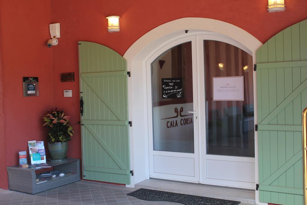 Villas Cala Corsa - 3 Et 4 Chambres - Cala Rossa Porto-Vecchio - Villas Entierement Climatisees Avec Piscine Chauffee Partagee Et Piscines Privees - Internet Gratuit Екстериор снимка
